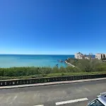 Studio Moderne Avec Vue Ocean, Wifi, Parking A Biarritz - Fr-1-239-1040