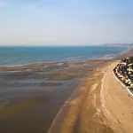Apartment Les Maisons De La Mer-6 By Interhome