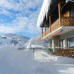 Chalet-Hotel Du Borderan