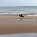 A Deux Pas D'La Mer
