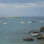 La Maison Bateau Au Bord De Mer