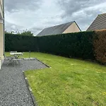 Appartement Renove En Rez-De-Jardin, Proche Centre, 2 Pieces, 4 Pers., Equipements Modernes, Cabourg - Fr-1-487-309