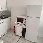 Appartement 2 Pieces Avec Une Grande Terrasse, 3 Etoiles, Wifi, Box Pour Vehicule Et Velos