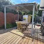 Villa Independante Avec Piscine
