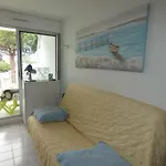 Studio Cabine Avec Piscine, A 500M Plage Et Proche Commerces, Climatise, Parking Inclus - Fr-1-328-255