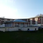 Appart 4 Pers Av Balcon-Parking Gratuit-Piscine Int Chauffee-Serviettes Et Linge De Lit Compris