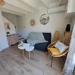 Charmante Maison 2 Pieces Cabine 6 Personnes, Proche Mer Et Etang, Terrasse Avec Bbq - Fr-1-326-752