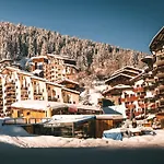 40M2 - Ski Aux Pieds - La Tania - Parking Couvert