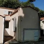 Villa Situee Entre Mer Et Foret