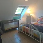 Binic 700M De La Plage 4 Chambres, Jardin, Linge, Wifi