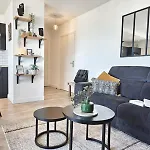 T2 Design Proche Gare/Intra-M/Sillon, Garage Prive