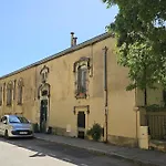 Studio Near The City Center