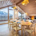 Etania 401 Beautiful Penthouse Apartment In Meribel Morel