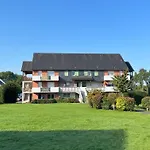 Honfleur: Calme & Piscine Privee