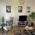 Appt Trouville Tout A Pied Pour 4 Personnes A 5 Minutes De La Gare, Du Centre Ville Et De Deauville Et A 15 Min De La Gare Residence Au Calme