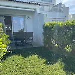 Studio En Bord De Mer A Royan, Parking, Tv, Tout Equipe - Fr-1-494-67