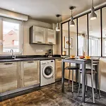 Appartement Lumineux A 200M De La Plage, 2 Chambres, Balcon, Garage, Velos, Jusqu'A 6 Personnes - Fr-1-788-7
