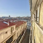 Appartement Avec Vue Sur Le Vieux-Port - Central - Les Freres De La Loc'