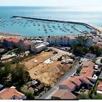 Maison De Pecheur Au Pied De La Plage Avec Velos