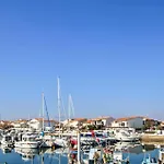 Cozy Home In Saintes Maries De La Mer With Wifi