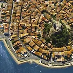 Maison Au Coeur Du Village De Gruissan