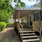 Vacances Sous Les Pins, Pres De La Mer, 6-8 Pers,Bien Equipe, Piscine