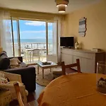 Appartement 1 Chambre Proche Plage Et Commerces, Garage Prive, Animaux Admis - Fr-1-323-411