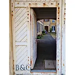 Escape With Sea View Ideal Location