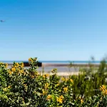 Appartement T2 En Front De Mer Avec Balcon A Narbonne Plage - Fr-1-409-263