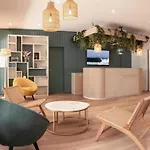 Residence Hoteliere Les Acanthes
