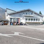 Appartement T2 Avec Jardinet, Parking Et Casier A Skis, Quartier Thermal, Proche Telecabine, 2 Etoiles - Fr-1-296-171