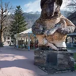 Appartement Calme Proche Centre, Parking Et Balcon, Saint-Lary - Fr-1-296-194