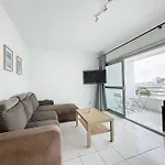 3319-Appartement A 200M De La Plage