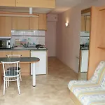 Studio + Piscine+ Parking Prive. Quartier Minimes