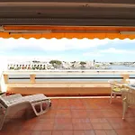 Marina 2 Pieces Avec Terrasse Et Parking, Animaux Admis, Proche Plage - Fr-1-307-260