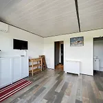 Studio Avec Piscine, Parking Et Balcon Au Grau Du Roi - Fr-1-717-71