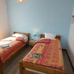 Appartement Familial A 50M De La Plage - 2 Chambres, Balcon, Animaux Acceptes, Parking Privatif - Fr-1-540-291
