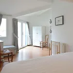 Amazing Home In Saint-Vaast-La-Hougue With Wifi