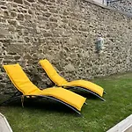 Maison De Ville Avec Jardin Clos Des Matignon