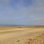 Appartement A Courseulles-Sur-Mer, A 2 Min De La Plage, Balcon Sud, Parking, Tout Equipe - Fr-1-746-23