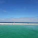 Belle Maison Au Bord De La Mer