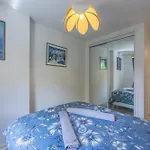 Apartment With Parking And Balcony Near The Beach