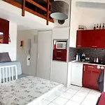 Appartement T2 Climatise Avec Mezzanine, Piscine Et Parking, Proche Plage - Agde - Fr-1-607-119