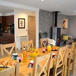 Chalet Avec Jacuzzi, Billard, Jardin Clos, Proche Paradiski