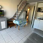Appartement Climatise Pour 6 Avec Piscine, Terrasse Et Parking Pres De La Plage - Fr-1-326-793