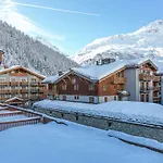 Appartement Tout Equipe Avec Balcon Et Garage, A 10Min Des Commerces, Navette Gratuite. - Fr-1-694-349