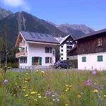 Chalet Oryx