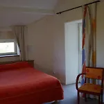Gites Du Manoir De Goandour
