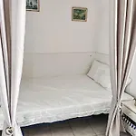 Studio Le Sunset-Cap Sud-16 By Interhome