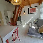 Appartement 1 Chambre Et Mezzanine, 4-6 Couchages, Parking Prive - Fr-1-326-505